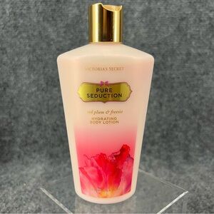 Victoria’s Secret Pure Seduction Red Plum & Freesia 8.4 ounce Hydrating Lotion